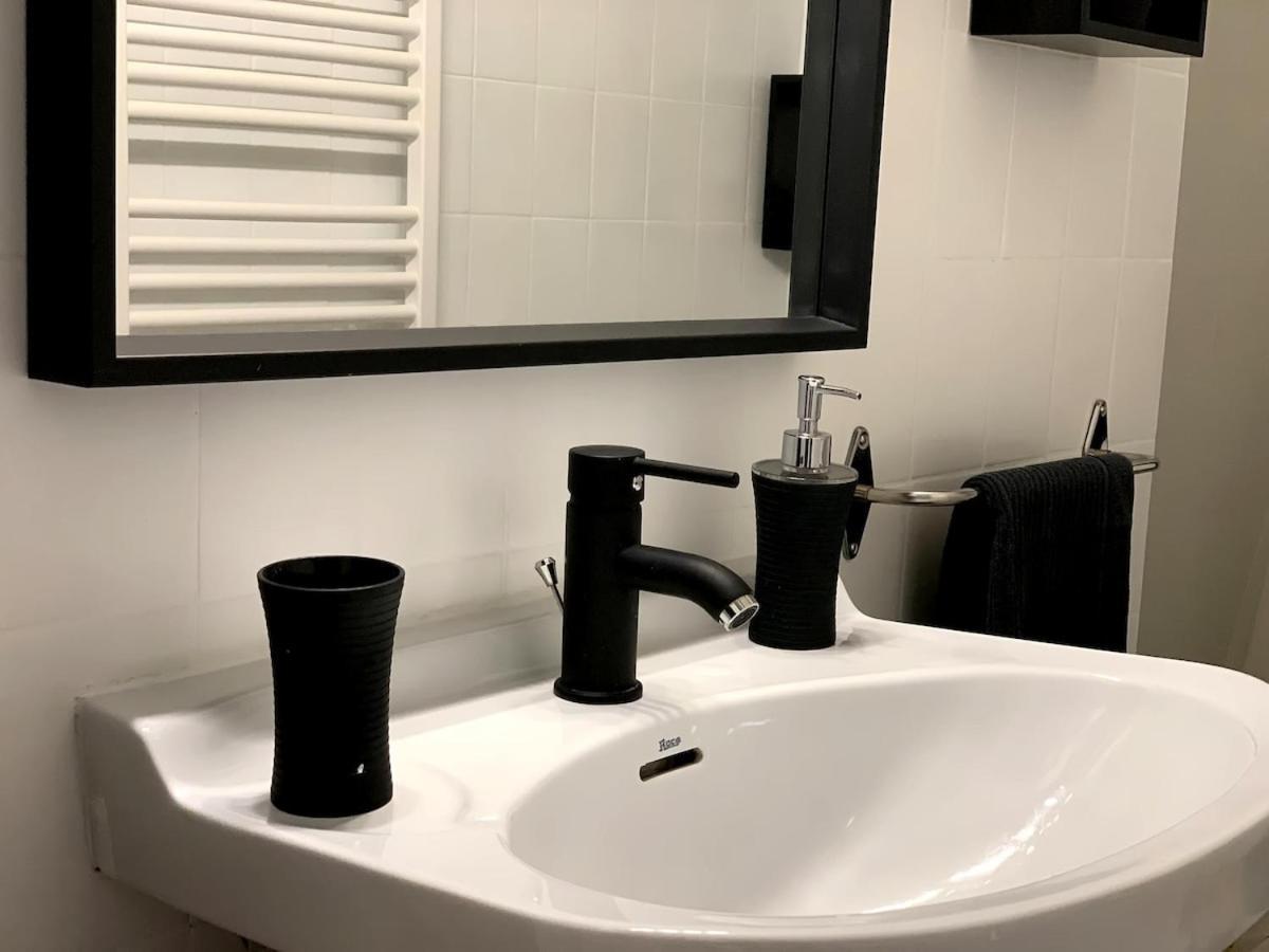 Pyrene Holidays- Residence Le Grand Hotel - Studio Lumineux A 2 Pas Des Thermes De Capvern Les Bains Eksteriør billede